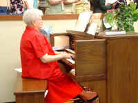 Easter021.jpg (77602 bytes)